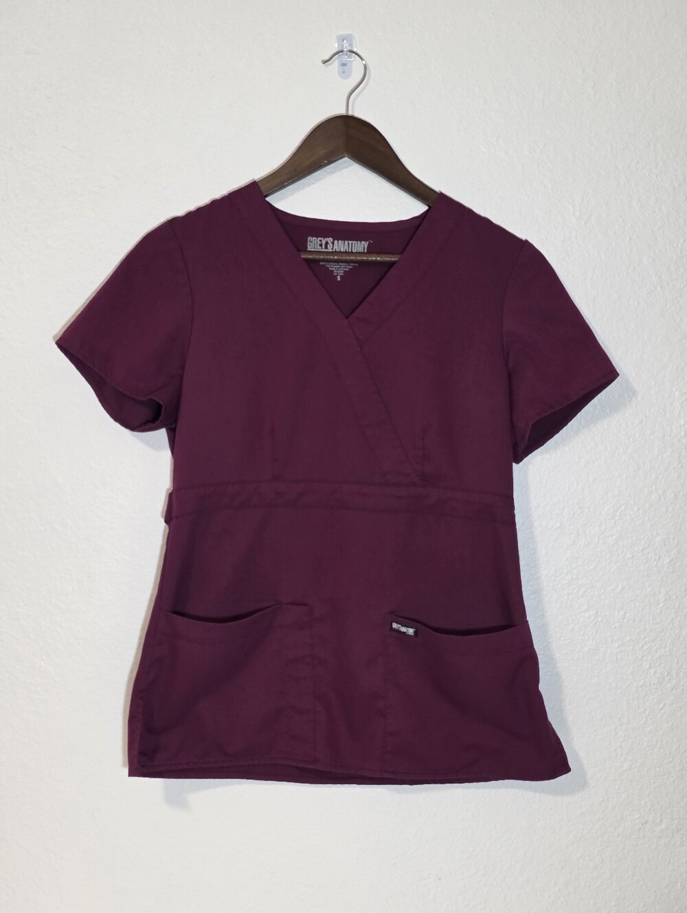 Grey's Anatomy Barco Scrub Top S Maroon Burgundy Mock Wrap Empire Waist 4153